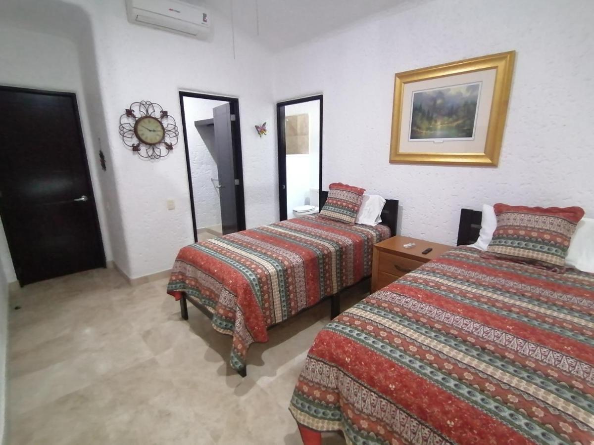 Bed and Breakfast Casa Dahlia 2 Масатлан Экстерьер фото
